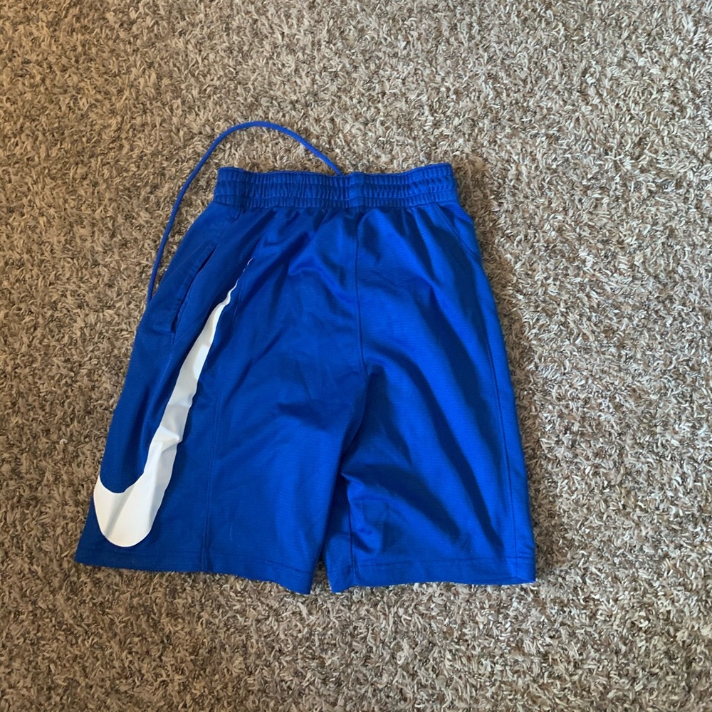 MENS M NIKE SHORTS
